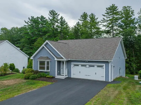 9 Wilson Way, Brentwood, NH 03833