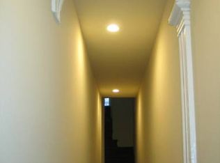 802 S 4th St, Philadelphia, PA 19147