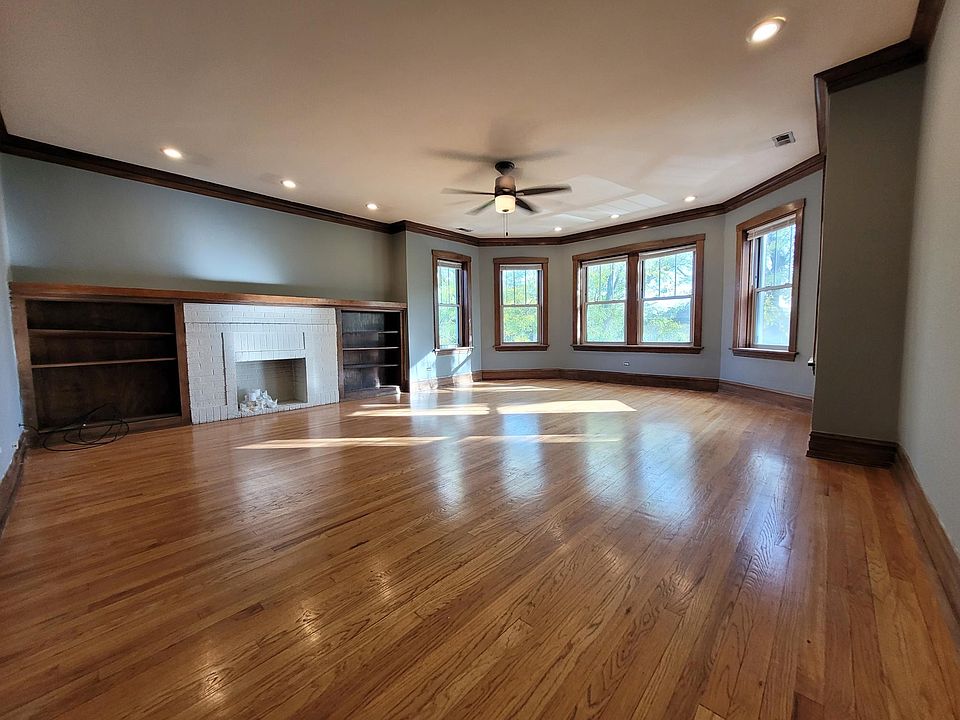 1st image of 1460 W Warner Ave #3