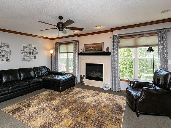 2nd image of 6820 Northglenn Way