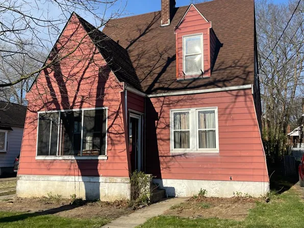 3917 Weber Pl, Cincinnati, OH 45223