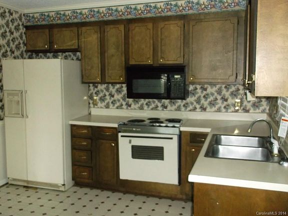 5th image of 344 American Dr #140