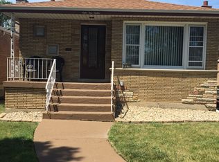 8318 S Kenneth Ave, Chicago, IL 60652