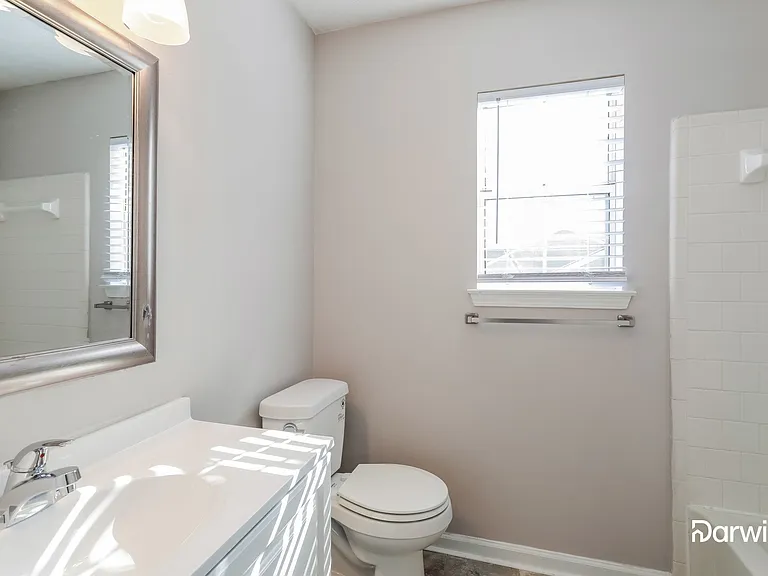 691 Stonebridge Cres — Photo 14