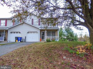 2985 Robin Rd, York, PA 17404