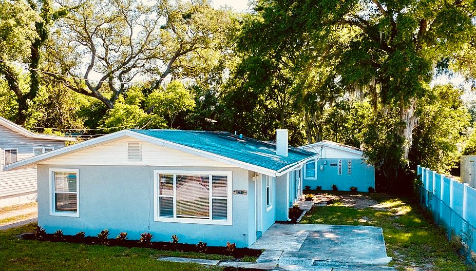 1st image of 1219 Holly Ave