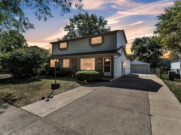 632 Georgetown St, Canton, MI 48188