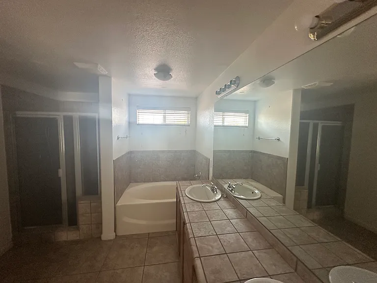 2862 Pico Ave — Photo 14