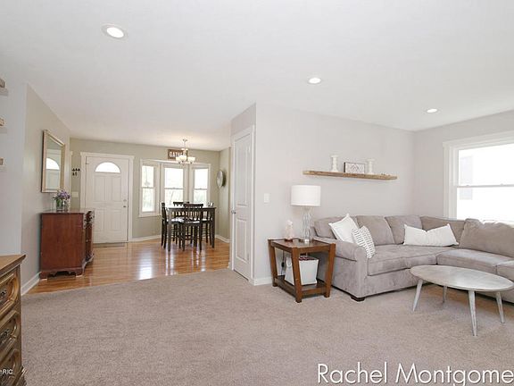 5th image of 559 Cummings Ave NW