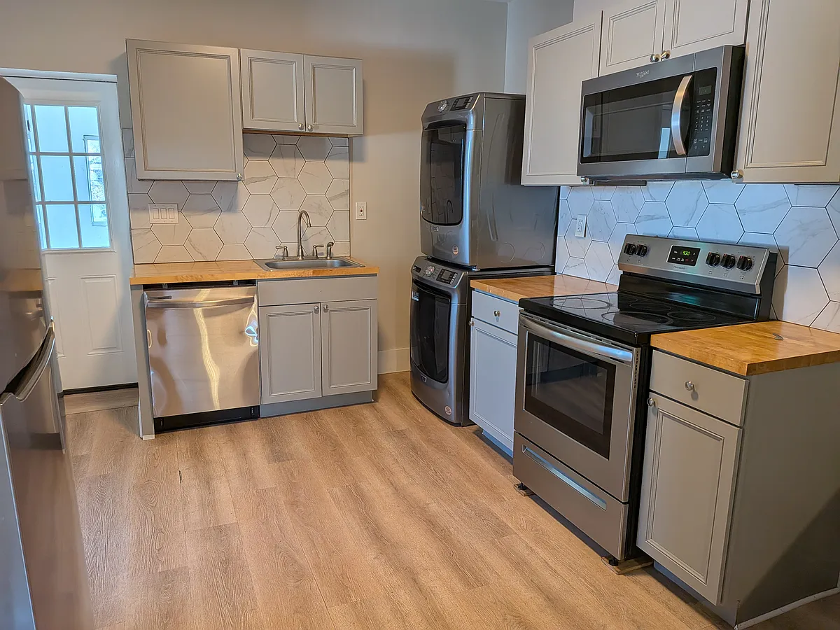 Building Photo - 430 2nd St #1