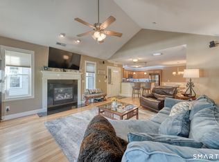 95 S Ridge Ln UNIT E201, Berlin, CT 06037