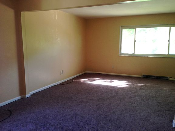 5th image of 1786 & 1788 Cromwell Dr