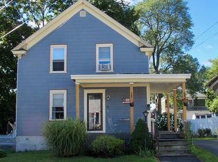 52 Fairlawn St, Lowell, MA 01851