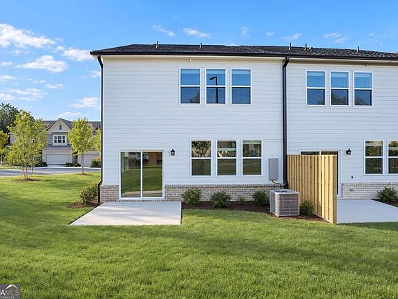 4th image of 135 Rope Mill Ct #15