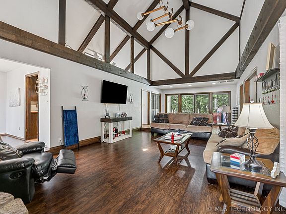 5th image of 3 Beckman Rd