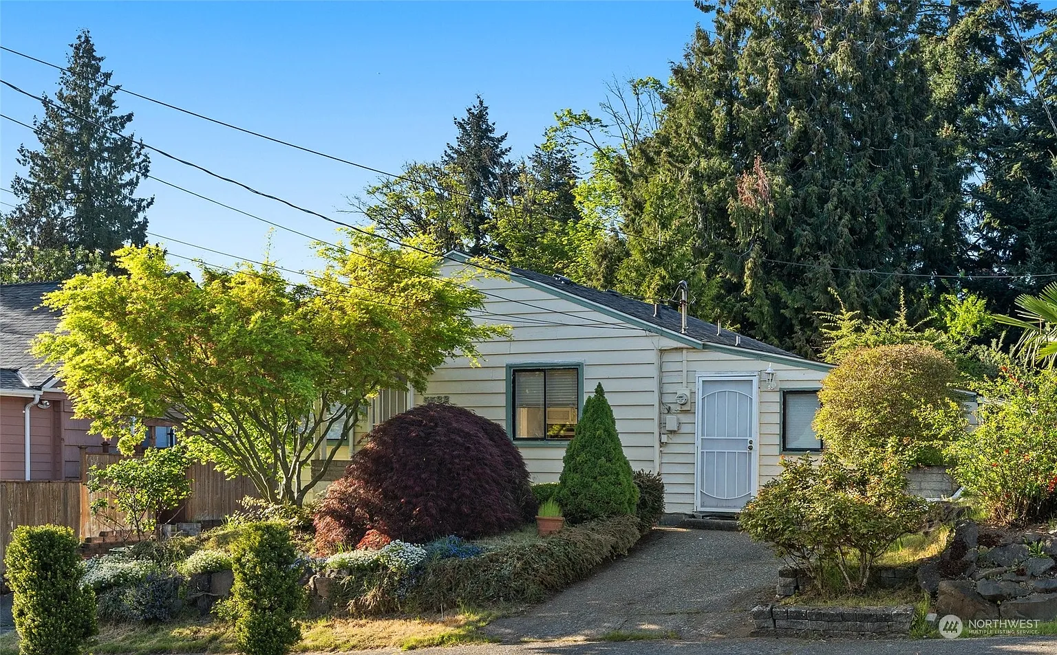 5522 S Bangor Street photo 1