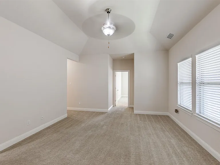 12618 Akenside Rd — Photo 19