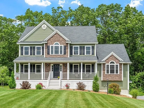 22 Bear Hill Rd, Dunstable, MA 01827