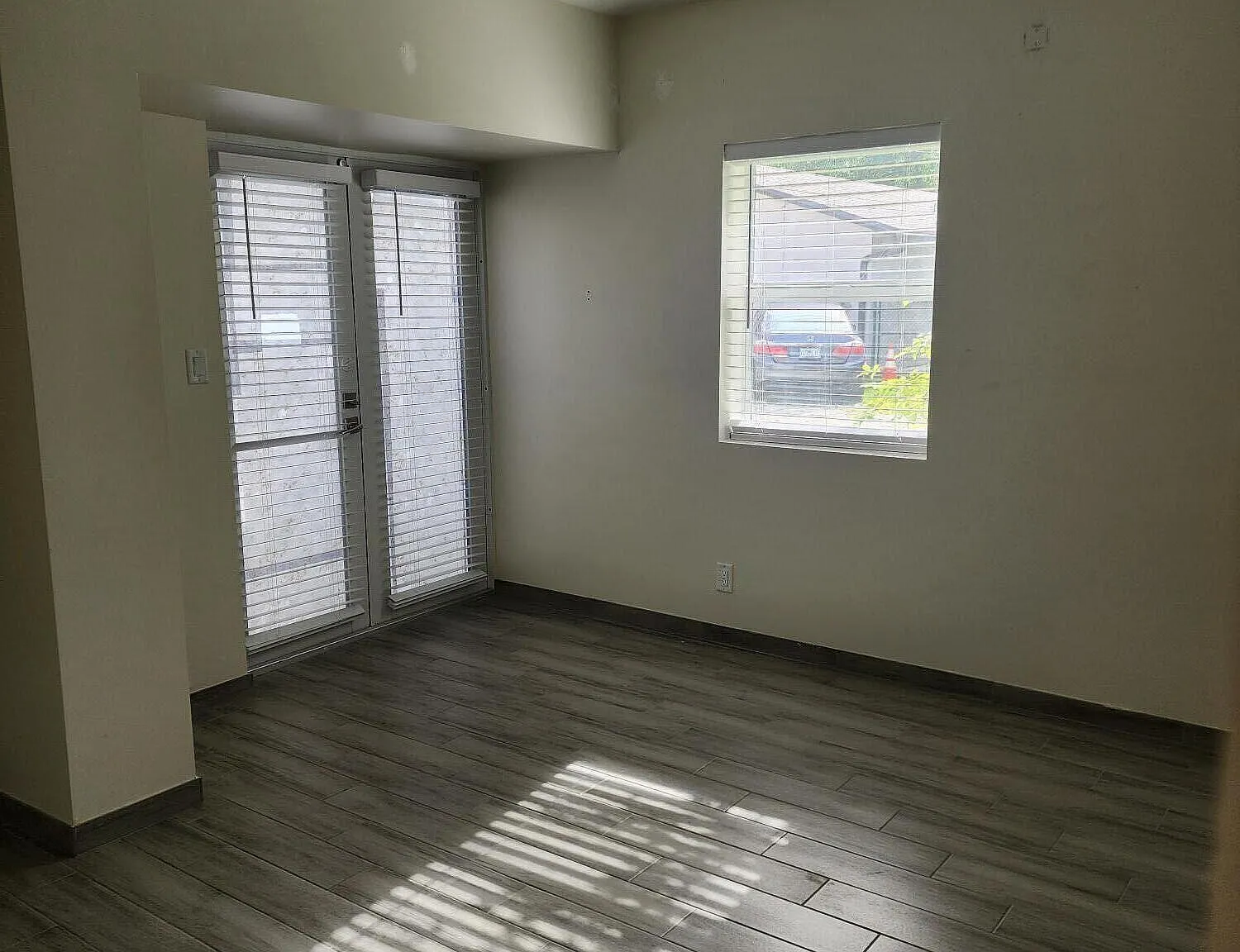 1 bed, 1.0 bath, 640 sqft, $1,995 — Photo 2