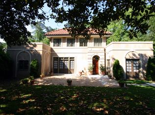 2280 Howell Mill Rd NW, Union City, GA 30318