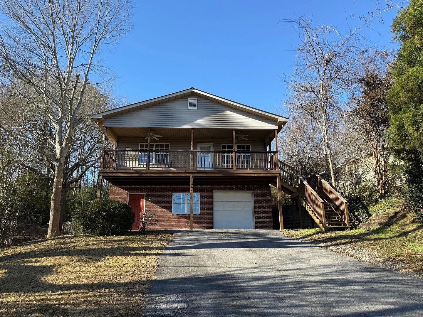 Guntersville, AL Home for Rent with Lake Views! — Photo 1