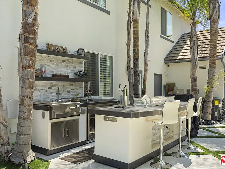 21615 Medina Estates Dr — Photo 5