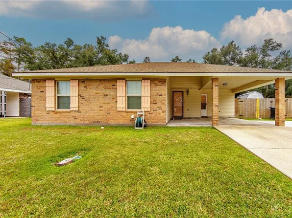 102 Honeysuckle Dr, Schriever, LA 70395