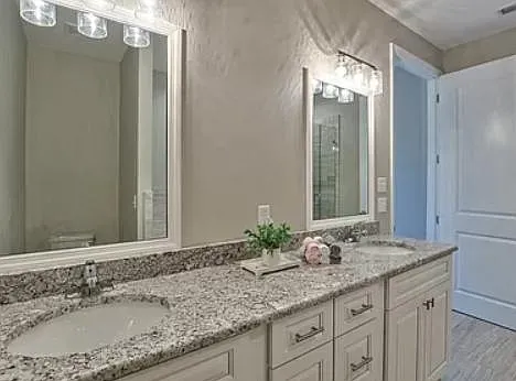 4344 Bottle Brush Ln — Photo 16