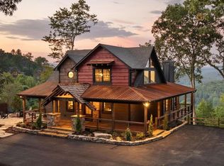 13 Hope Dr, Blue Ridge, GA 30513