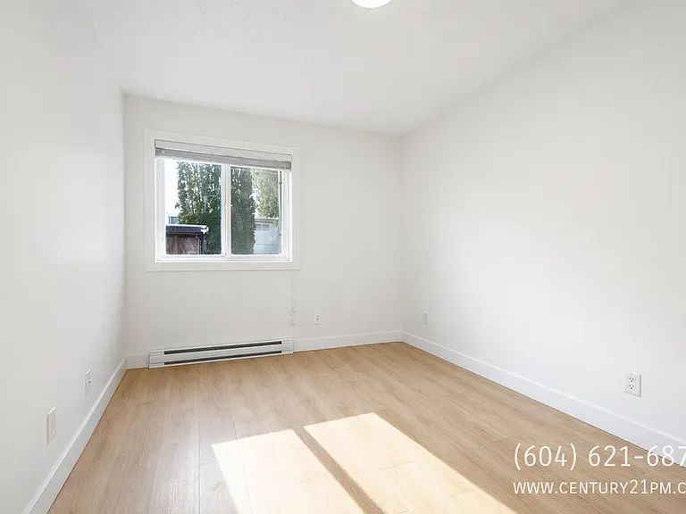 3035 Clearbrook Rd #103 — Photo 6