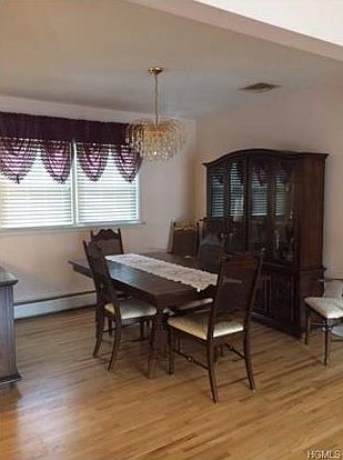 5th image of 15 Arcadia Ct