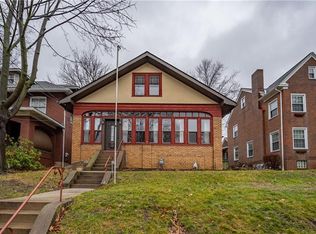 218 Hawthorne St, Canonsburg, PA 15317