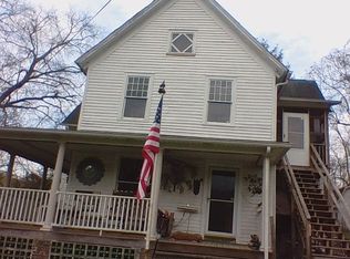 302 S Douglas Ave, Rockwood, TN 37854