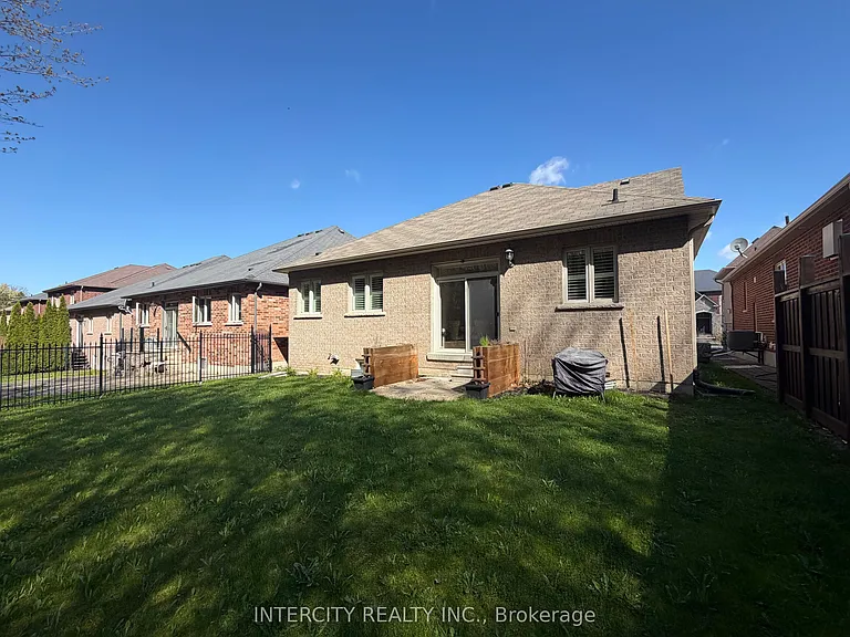 655 Davos Rd — Photo 35