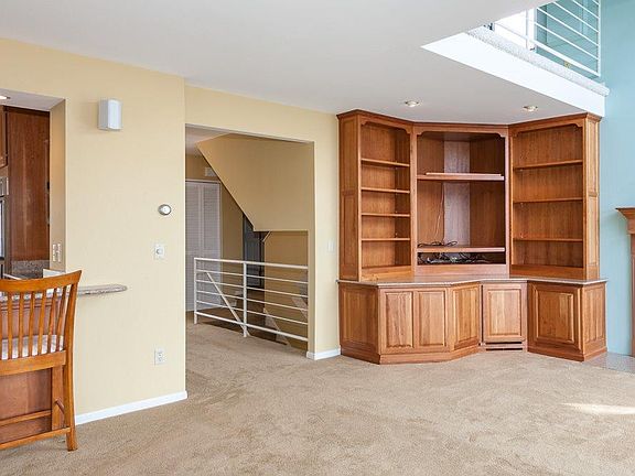 5th image of 505 Marina Dr