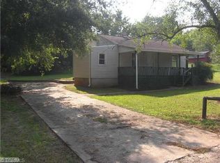 209 Mendota Ave, Lexington, NC 27292