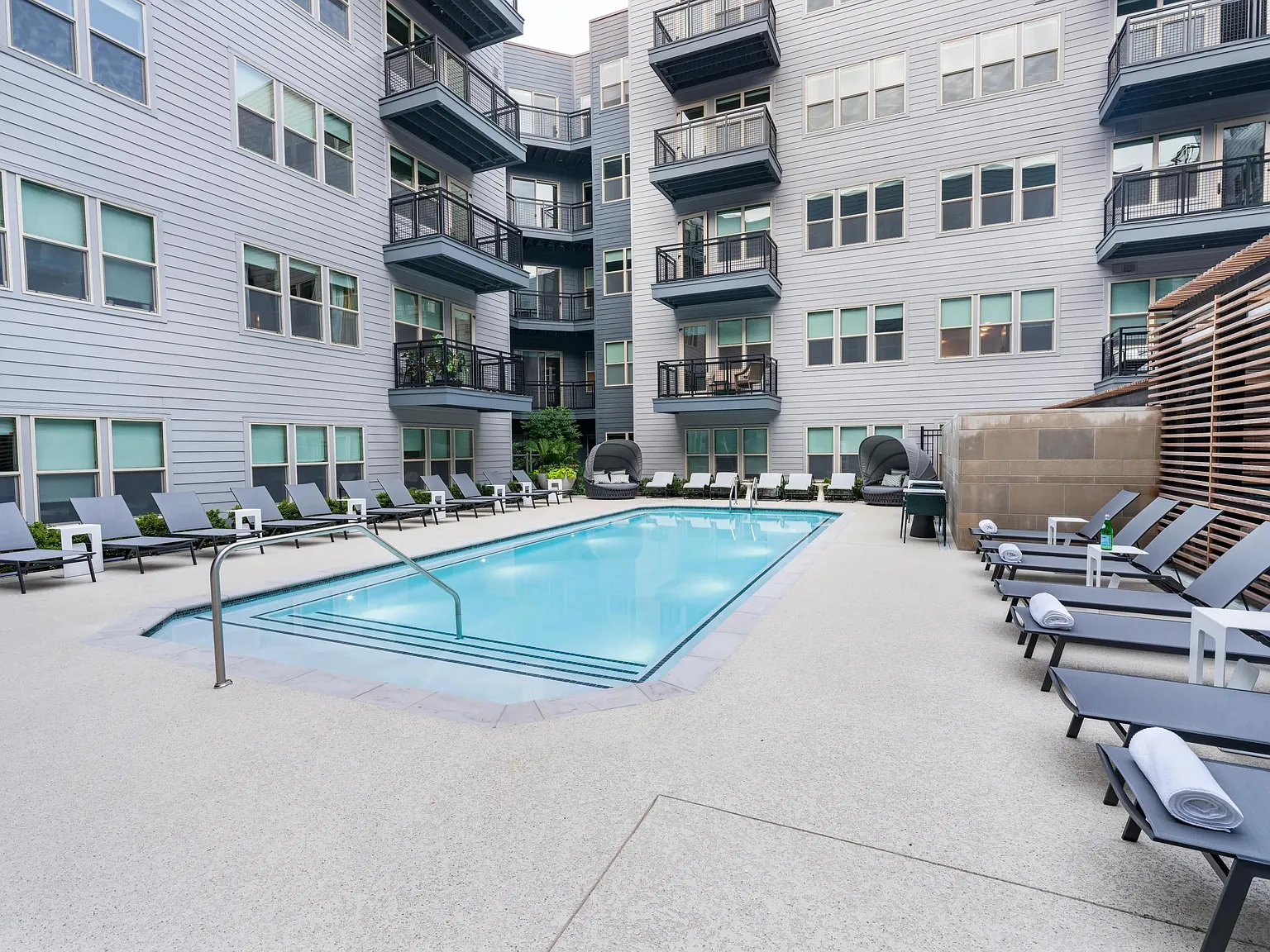 Modera Falls Church — Photo 2