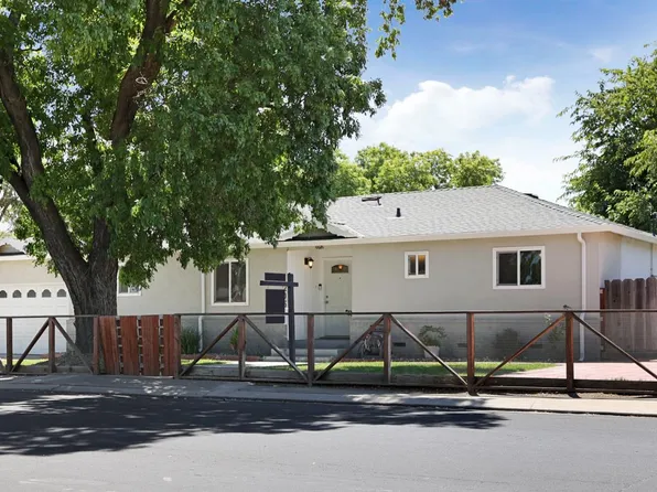 2052 Peach Dr, Modesto, CA 95350