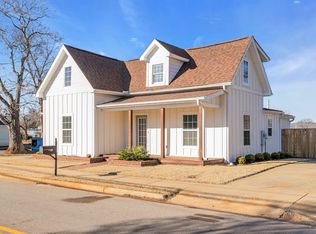 540 Perry Ave, Greenville, SC 29611