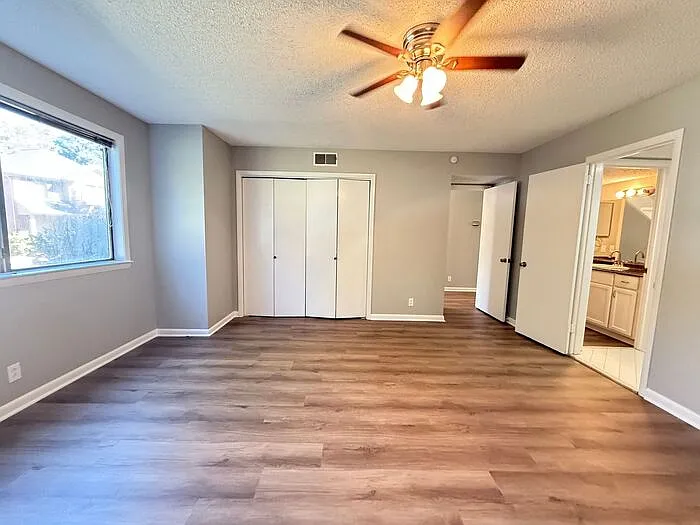431 Belle Pointe Dr — Photo 5