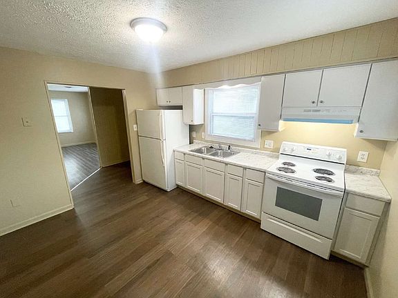 3rd image of 6740 Morgan St