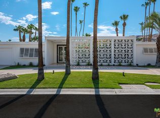 2420 S Alhambra Dr, Palm Springs, CA 92264