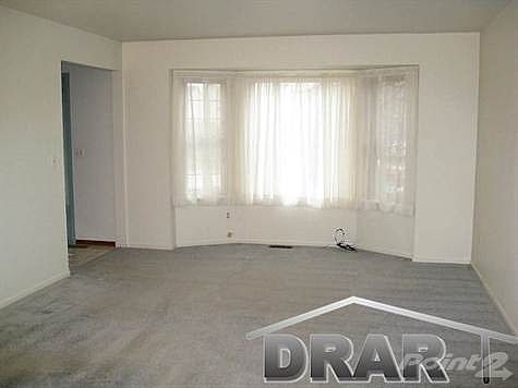 3rd image of 22173 Sherwood Ln