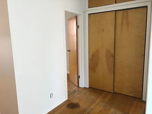 Rented by GreenVill Real Estate LLC | media 22