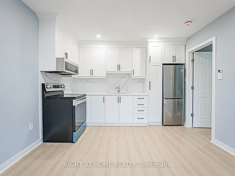 250 Beechy Dr #MAIN — Photo 10