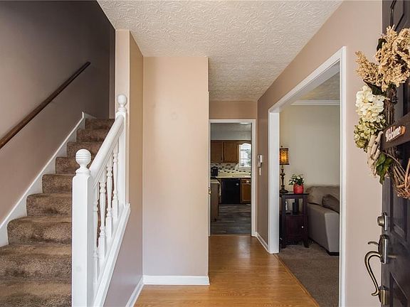 2nd image of 1365 Grayland Hills Trl