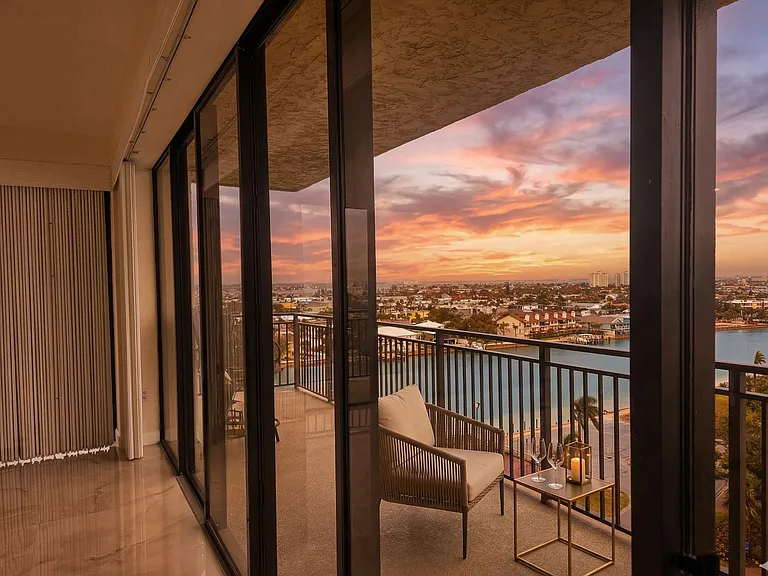 7600 Bayshore Dr — Photo 3