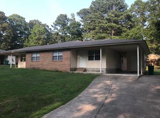 409 Robin Rd APT B, White Hall, AR 71602