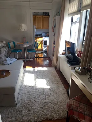 Rented by Pink Stone Realty LLC | media 11