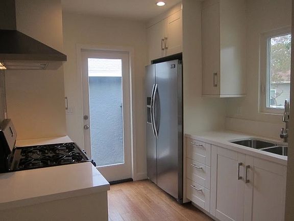 2nd image of 1128 Neola St